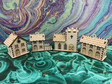 Load image into Gallery viewer, Christmas Crescent