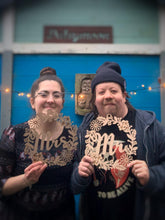 Load image into Gallery viewer, Spring Flower Wedding Newlywed Chair Signs