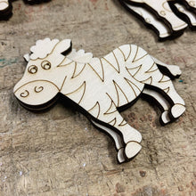 Load image into Gallery viewer, Cute Critters Collection