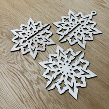 Load image into Gallery viewer, Snowflakes - 3D Bauble Decorations
