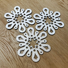 Load image into Gallery viewer, Snowflakes - 3D Bauble Decorations
