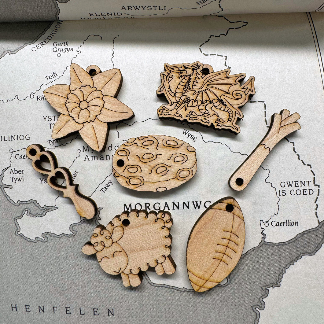 Welsh Charms & Card Toppers